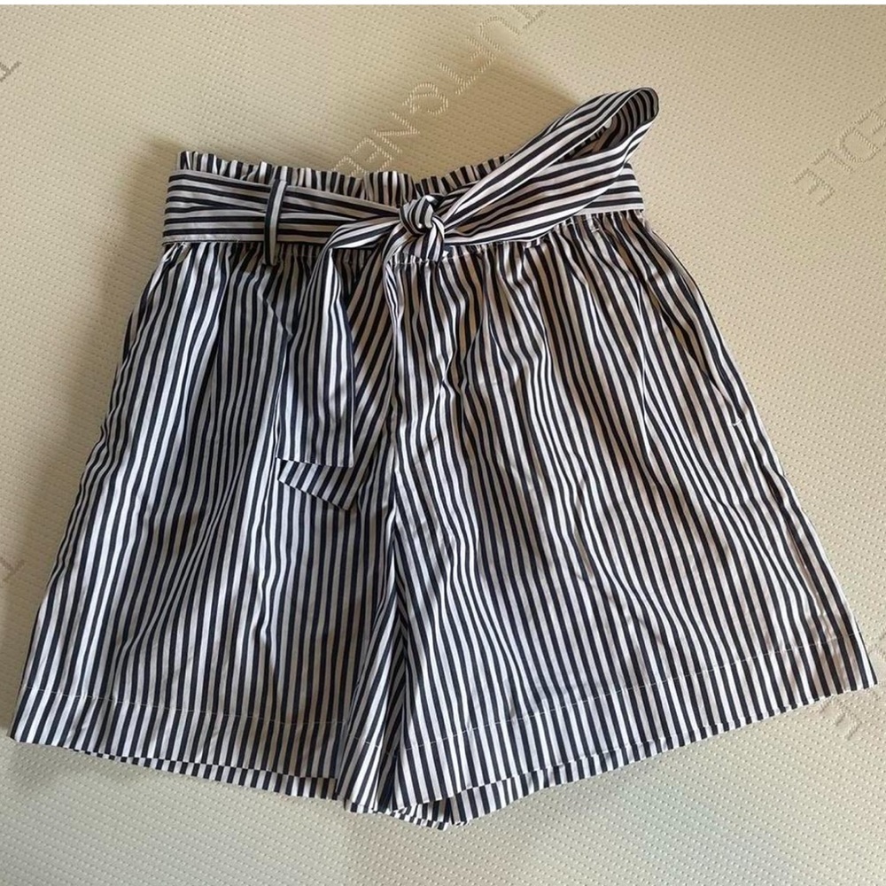 BNWT Michael Kors Striped Shorts